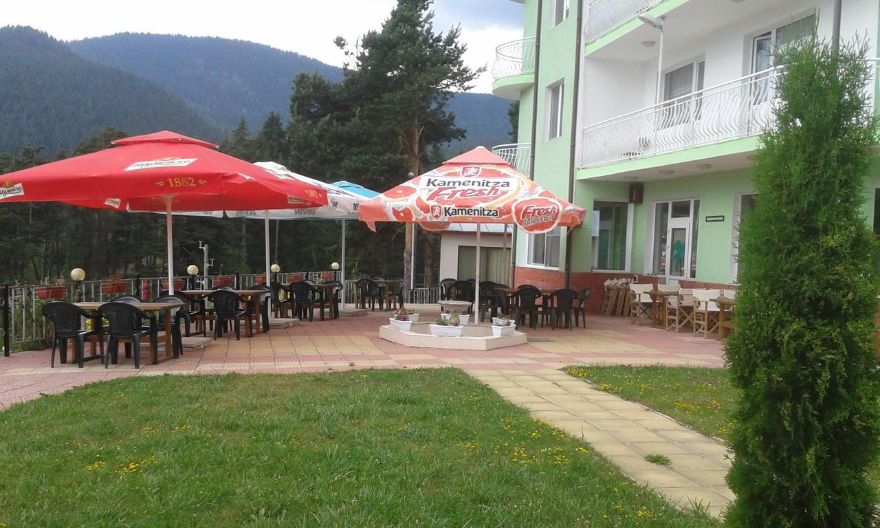 Family Hotel Panorama Sarnitsa Exterior photo